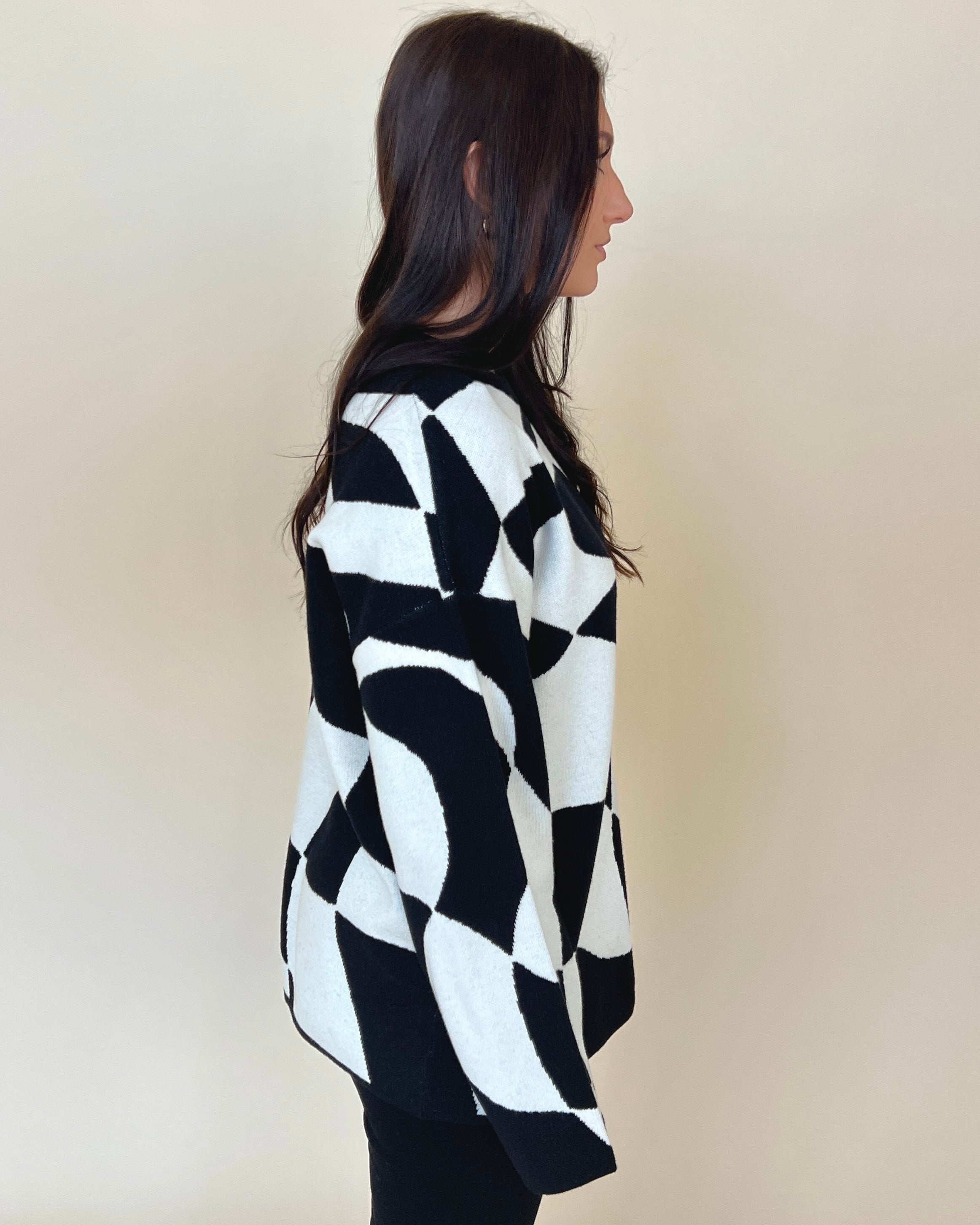 A Lifetime Black Off White Abstract Checkered Sweater-Shop-Womens-Boutique-Clothing
