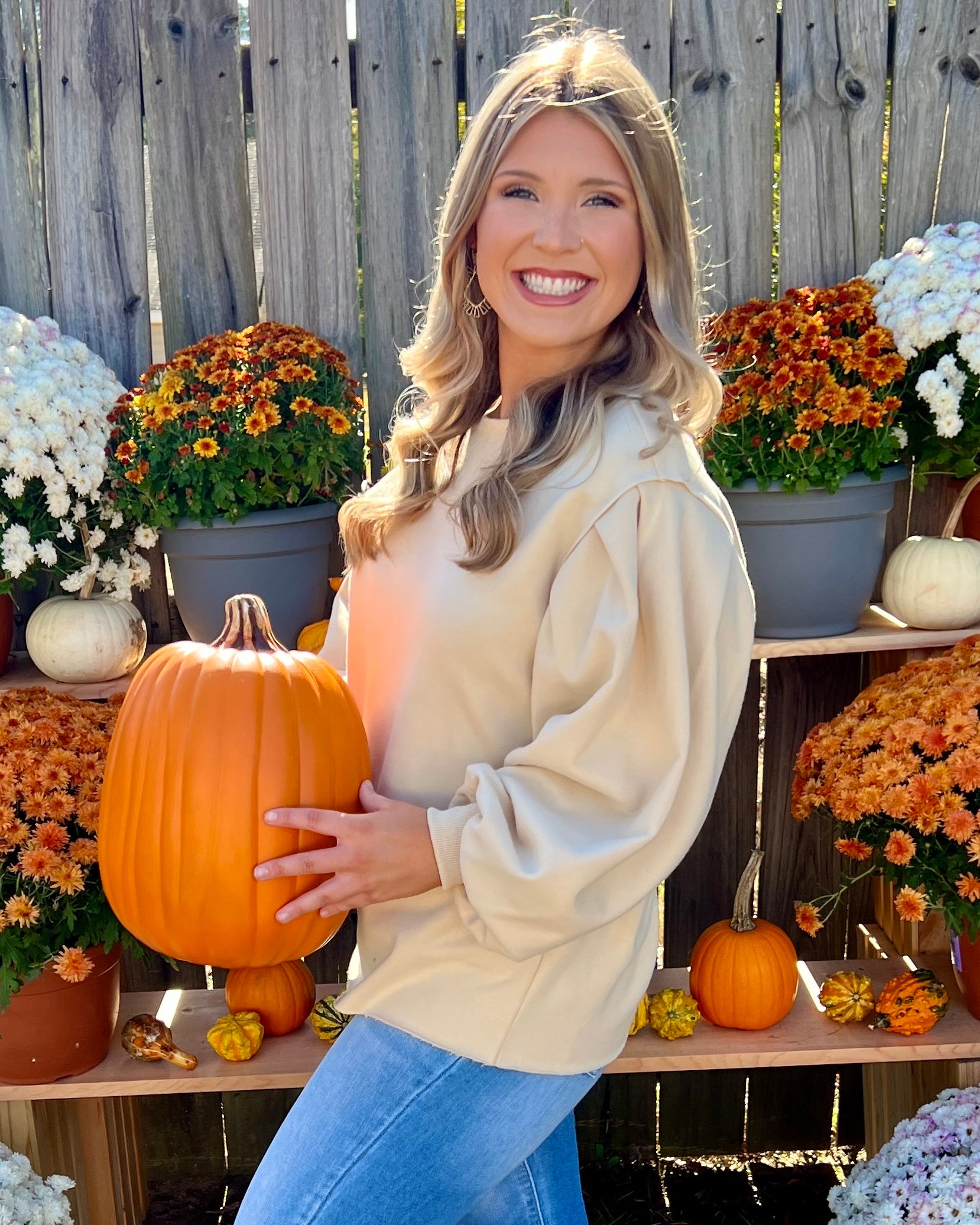 Cuddle Up Sand Bubble Sleeve Sweatshirt-Shop-Womens-Boutique-Clothing