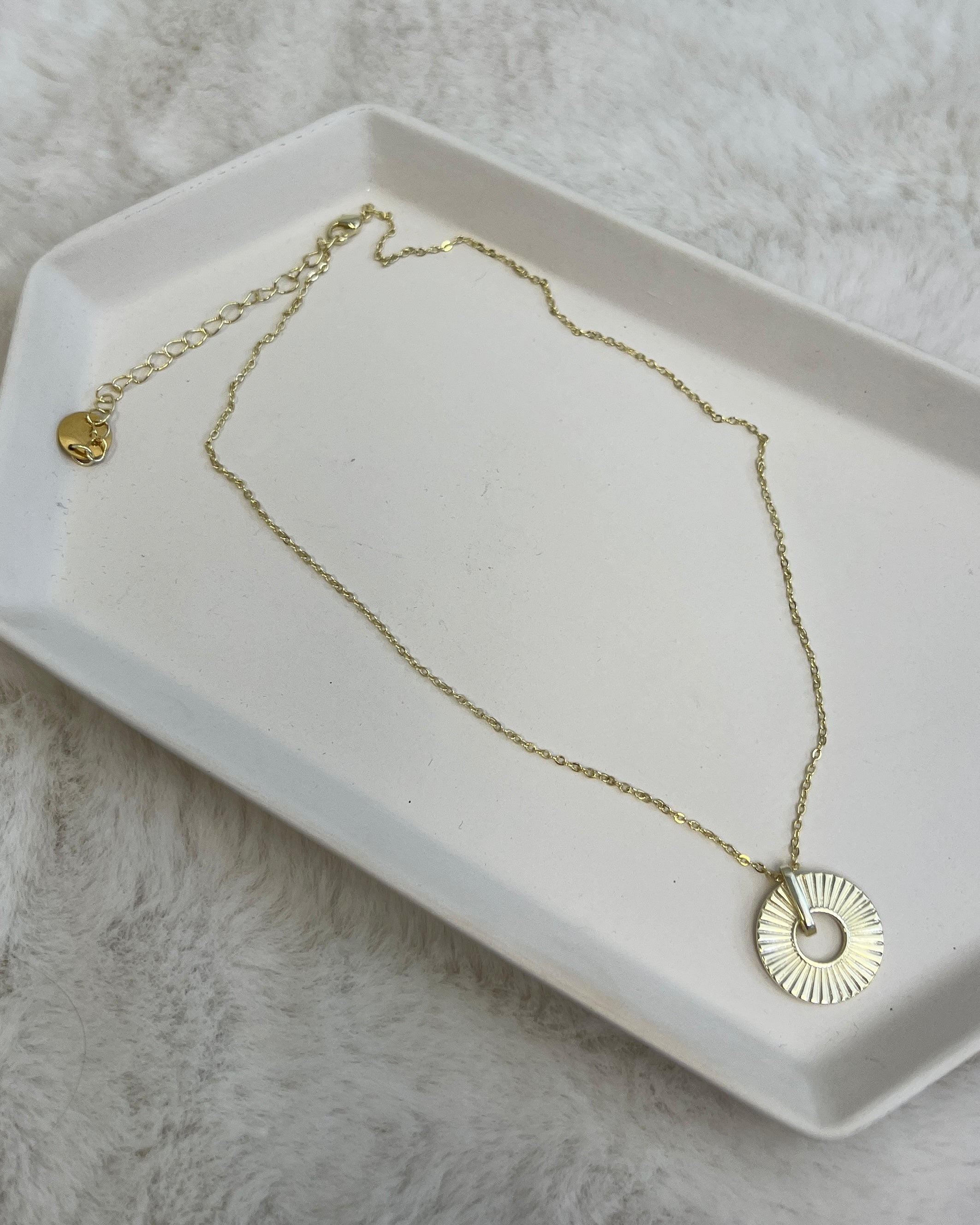 I’m a Fan Dainty Gold Fan Pendant Necklace-Shop-Womens-Boutique-Clothing