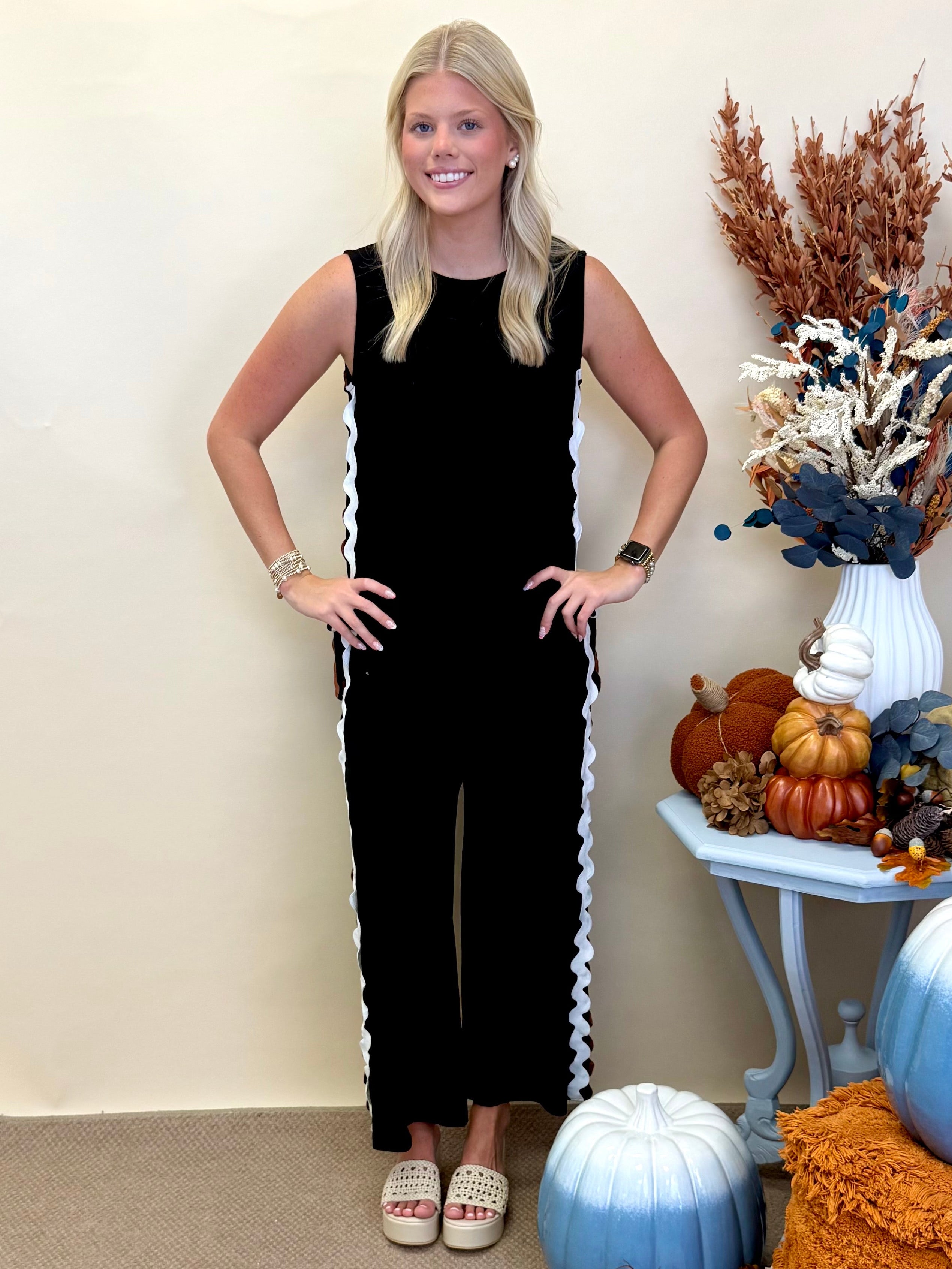 Falling Petals Black Ric Rac Trim Set-Shop-Womens-Boutique-Clothing
