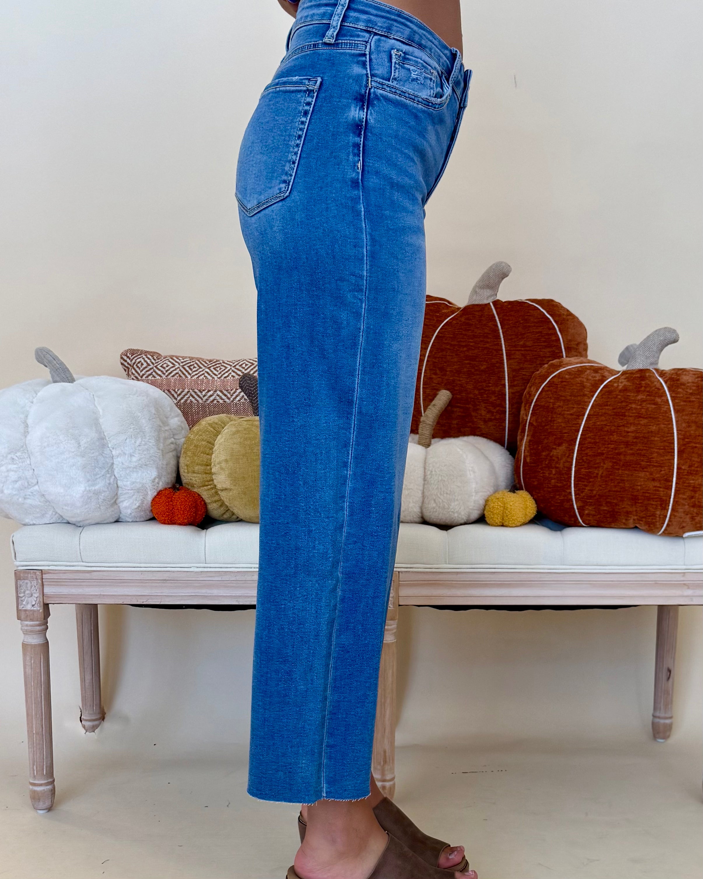 Show The Way High Rise Crop Wide Leg Jean-Shop-Womens-Boutique-Clothing
