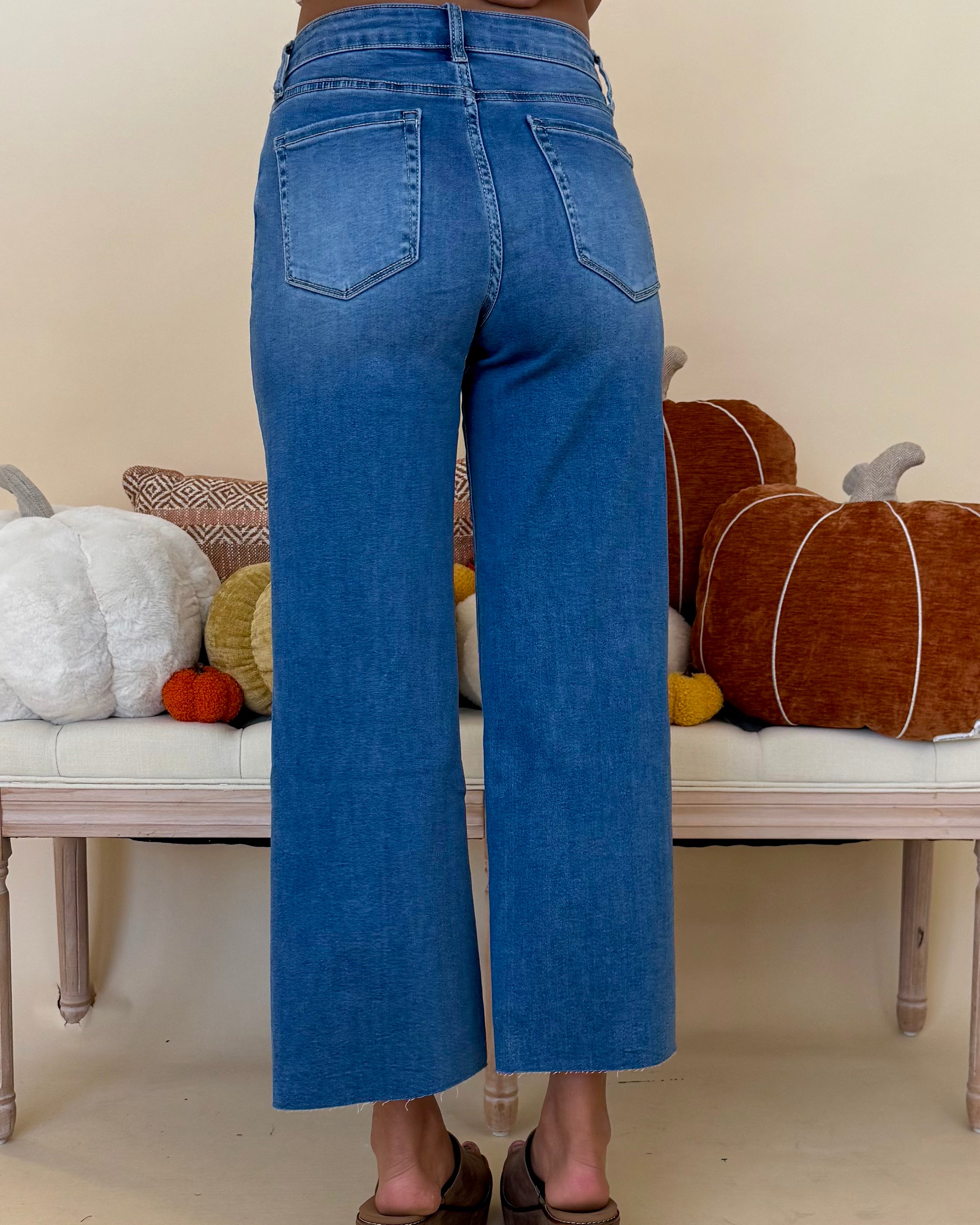 Show The Way High Rise Crop Wide Leg Jean-Shop-Womens-Boutique-Clothing