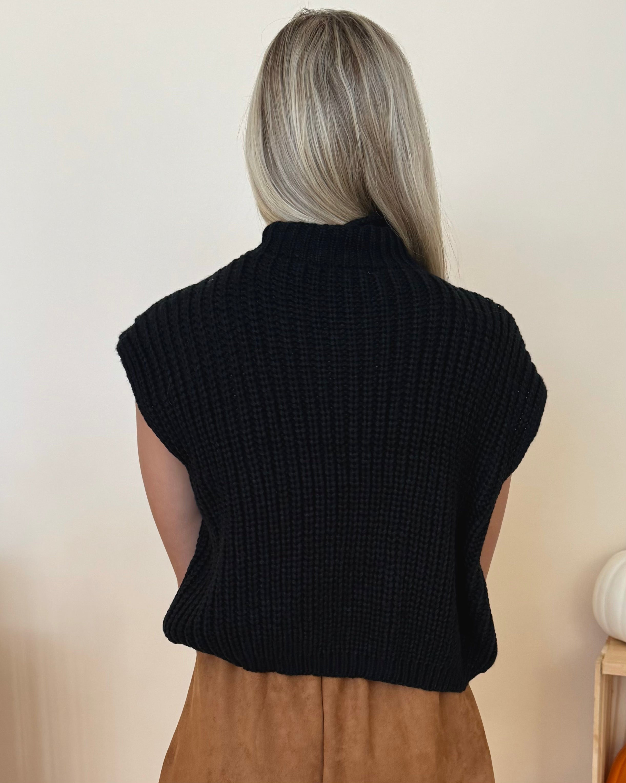 Comfy Glam Black Cable Knit Sweater-Shop-Womens-Boutique-Clothing