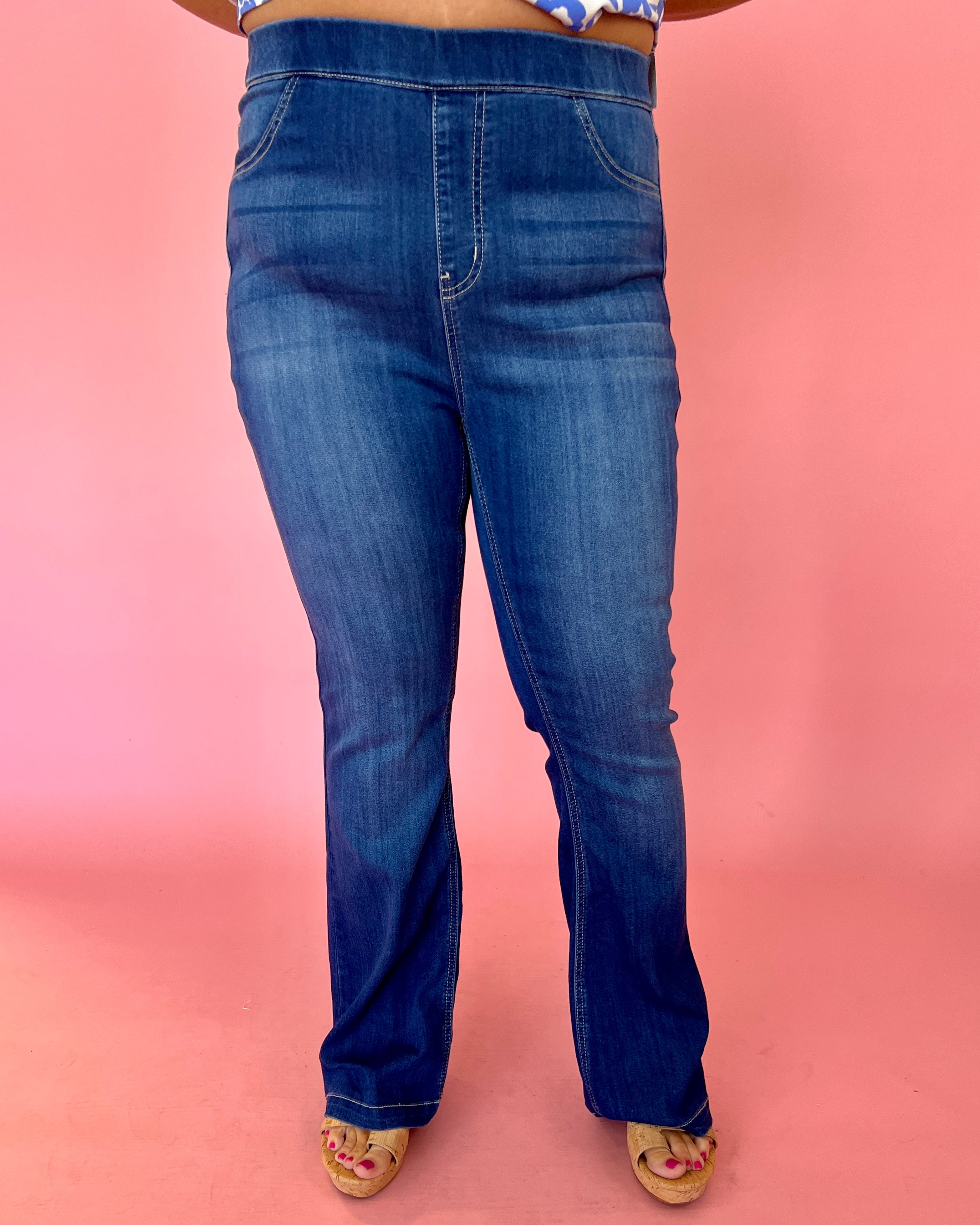 Short Flare Jeans