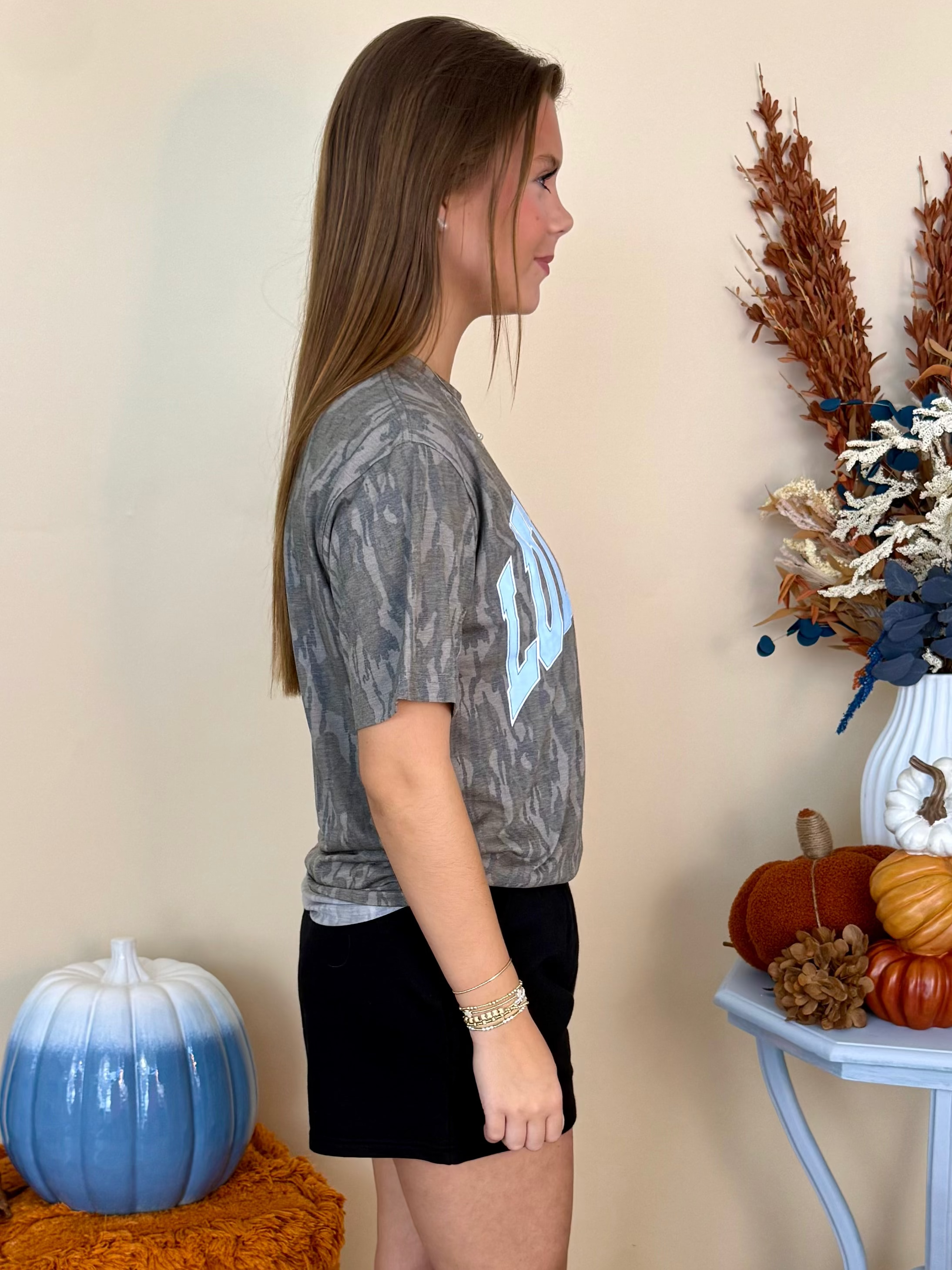 Lulu Mac Light Blue Mossy Oak Bottomland Tee