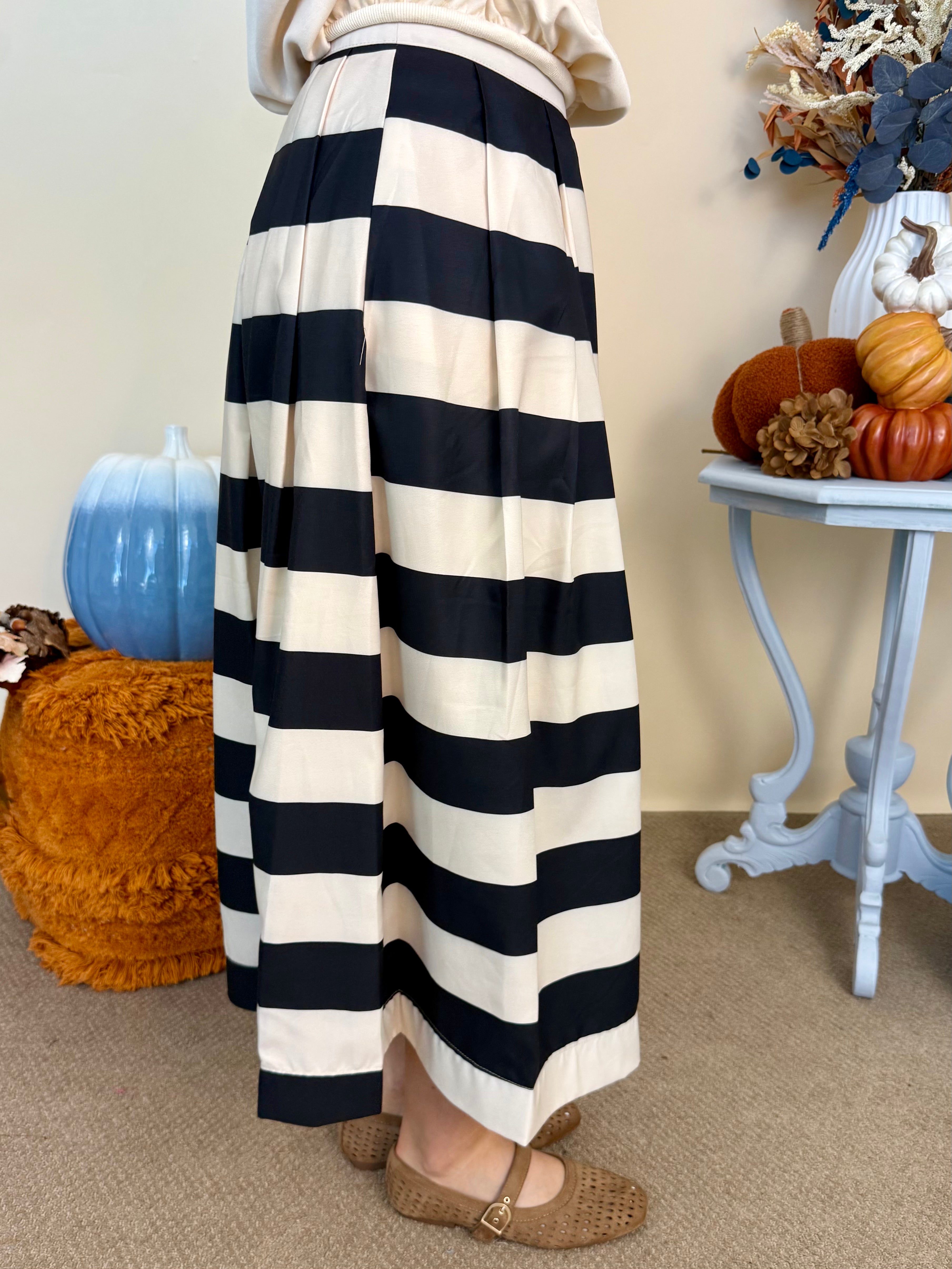 Countryside Letters Black Striped Pleated Midi Skirt-Shop-Womens-Boutique-Clothing