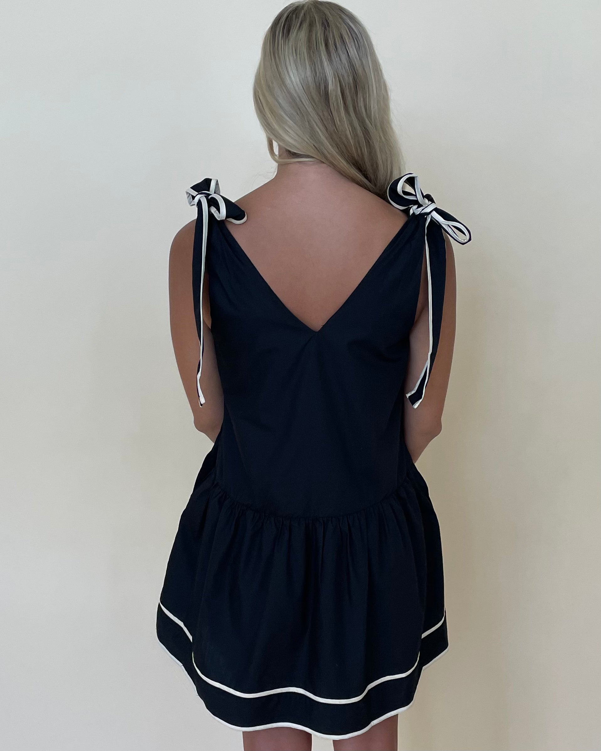 The Comeback Black Bow V-neck Dress-Shop-Womens-Boutique-Clothing