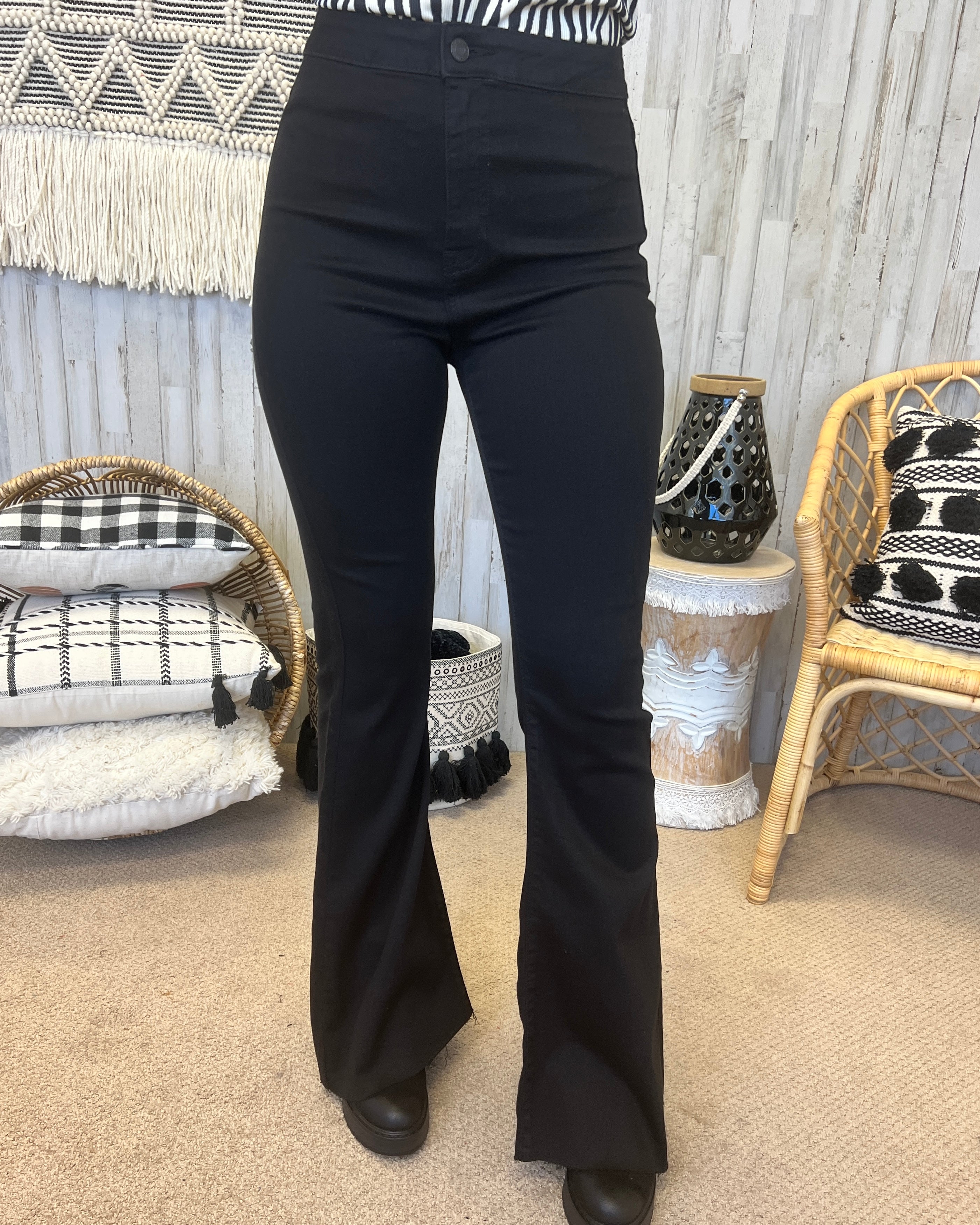 Miami Moves Black High Rise Super Flare Jean-Shop-Womens-Boutique-Clothing